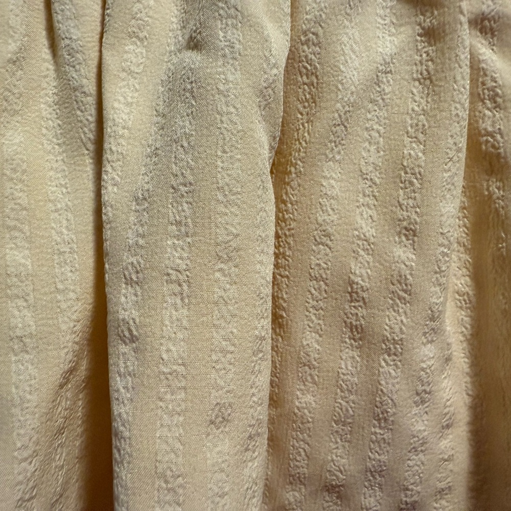SHEIN Cream Bow Tie Top - Picture 4 of 4